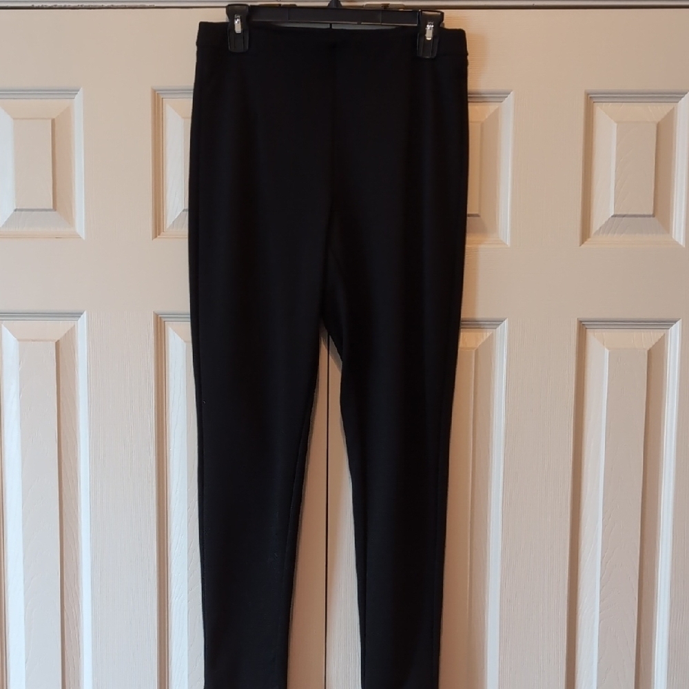 Elle Black Streamlined Silhouette Pull On Pant